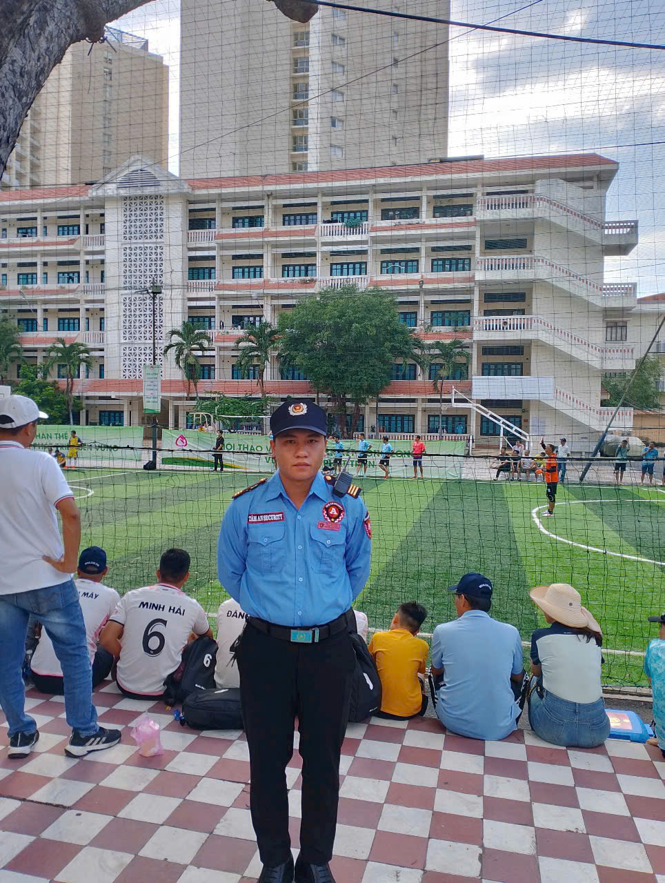 Bảo vệ giải bóng đá phong trào